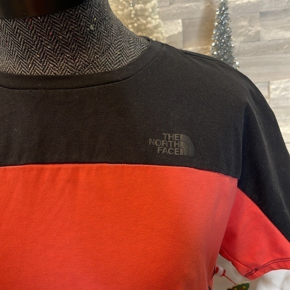 The North Face Women's North Dome Crop T-Shirt Size Small - Picture 5 of 10